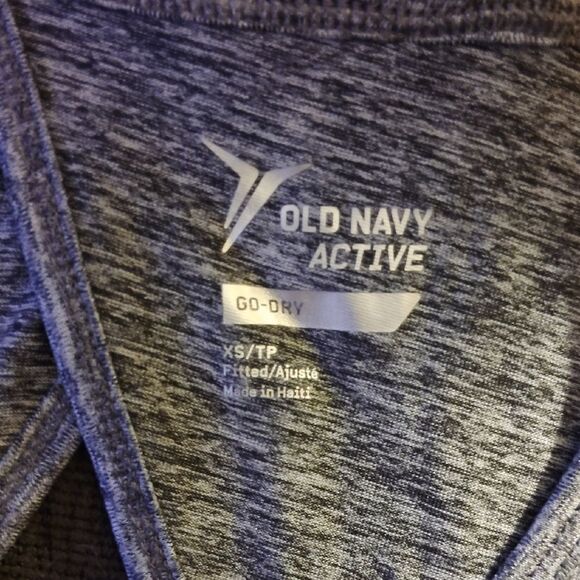 Old Navy Gray Cut Out Tank Top - Picture 2 of 4